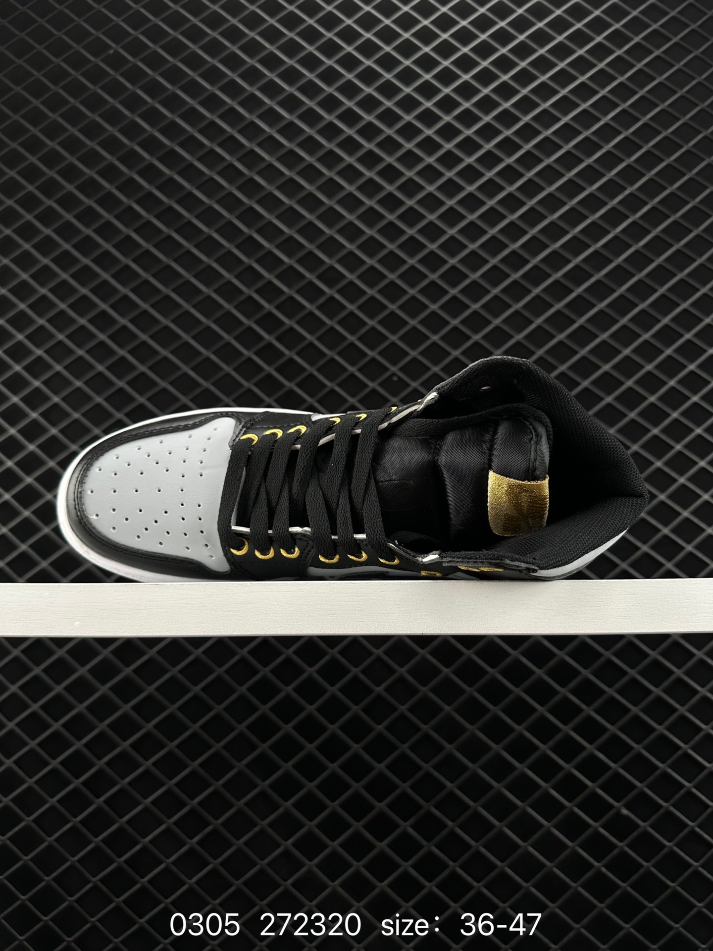 Nike Air Jordan 1 Retro High OG”Black/White“